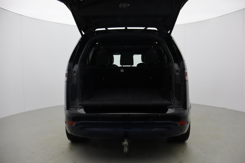 2022 (22) LAND ROVER DISCOVERY 3.0 D300 R-Dynamic HSE 5dr Auto 4912100