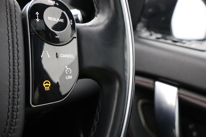 2020 (70) LAND ROVER DISCOVERY SPORT 2.0 D240 R-Dynamic HSE 5dr Auto 4920658