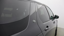 2020 (70) LAND ROVER DISCOVERY SPORT 2.0 D240 R-Dynamic HSE 5dr Auto 4920619