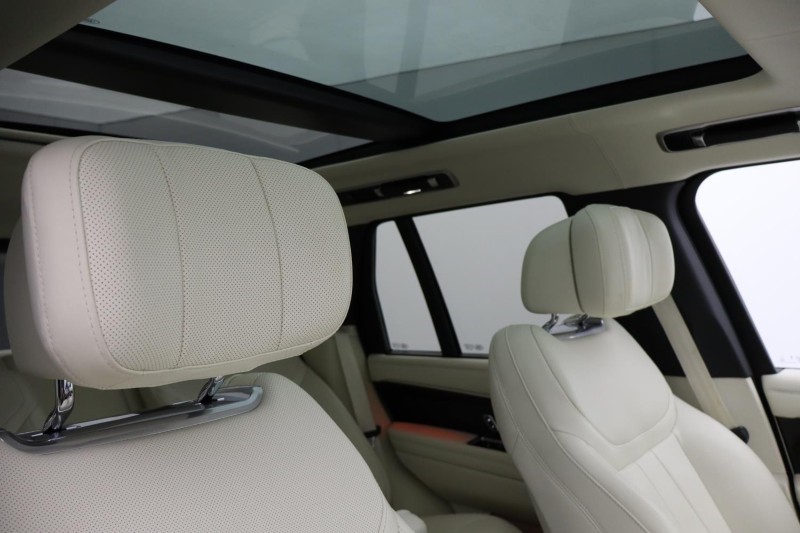 2024 (24) LAND ROVER RANGE ROVER 3.0 P550e Autobiography 4dr Auto 4924660