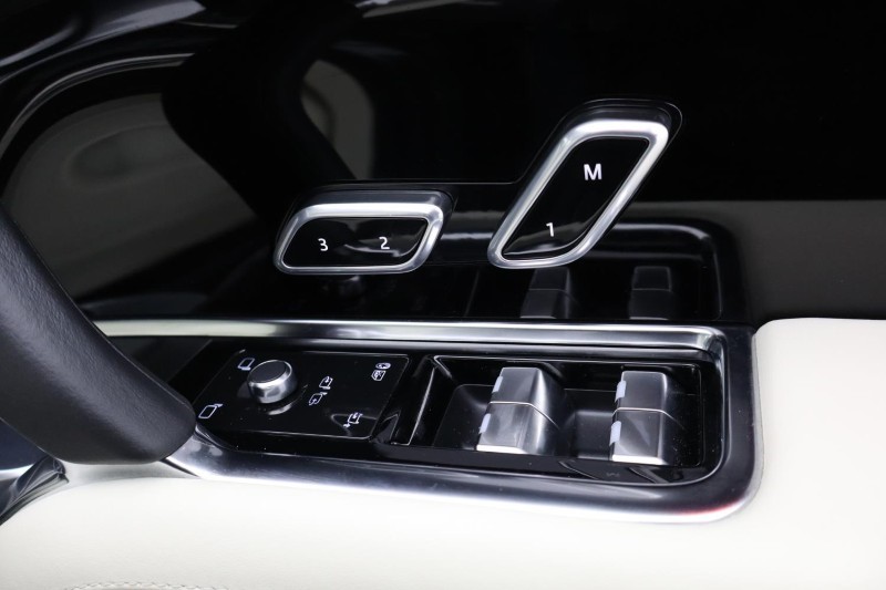 2024 (24) LAND ROVER RANGE ROVER 3.0 P550e Autobiography 4dr Auto 4924655