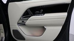 2024 (24) LAND ROVER RANGE ROVER 3.0 P550e Autobiography 4dr Auto 4924654