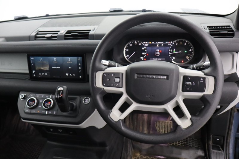 2021 (71) LAND ROVER COMMERCIAL DEFENDER 3.0 D200 Hard Top Auto [3 Seat] 4913664