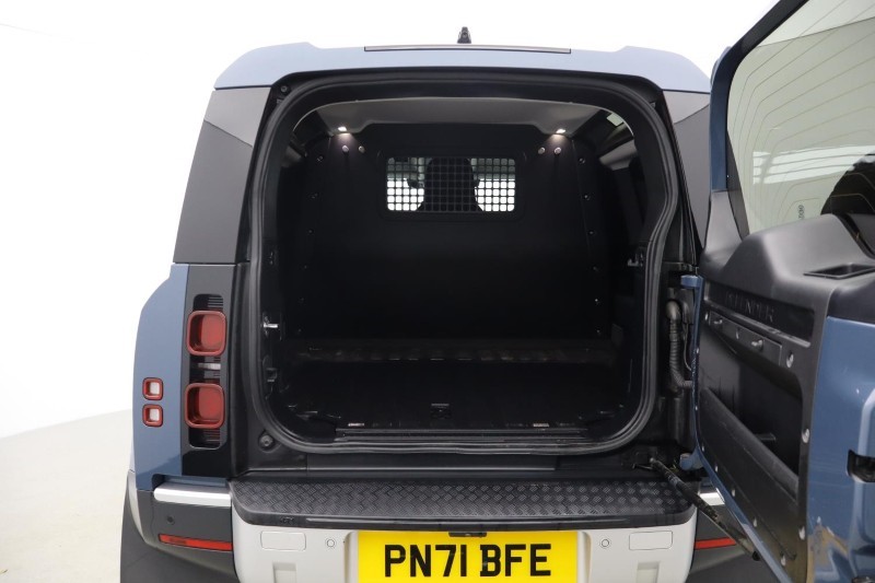 2021 (71) LAND ROVER COMMERCIAL DEFENDER 3.0 D200 Hard Top Auto [3 Seat] 4913572