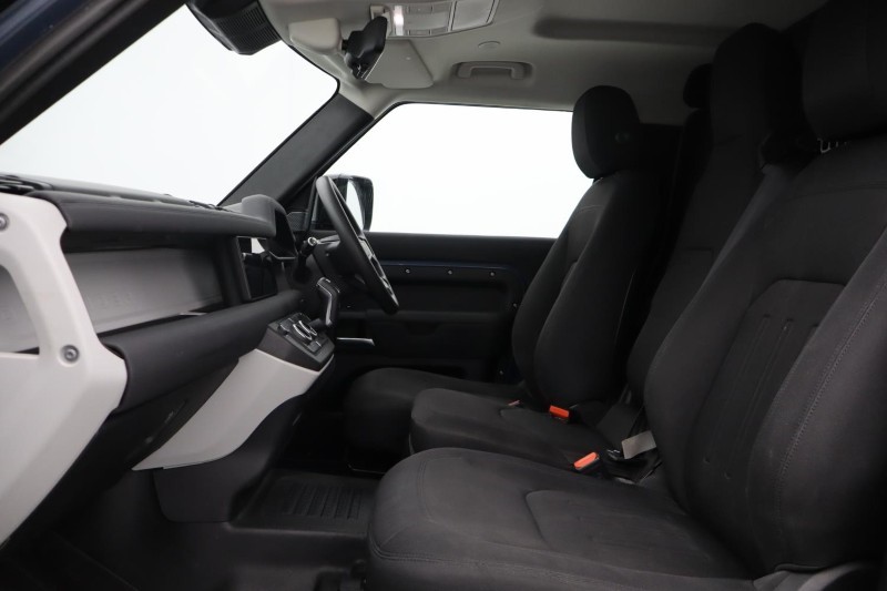 2021 (71) LAND ROVER COMMERCIAL DEFENDER 3.0 D200 Hard Top Auto [3 Seat] 4913627