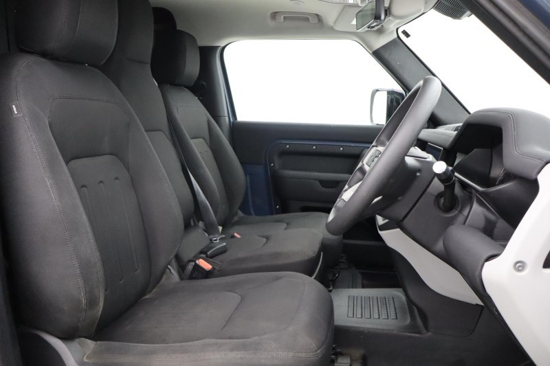 2021 (71) LAND ROVER COMMERCIAL DEFENDER 3.0 D200 Hard Top Auto [3 Seat] 4913634