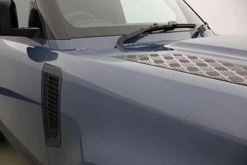 2021 (71) LAND ROVER COMMERCIAL DEFENDER 3.0 D200 Hard Top Auto [3 Seat] 4913612