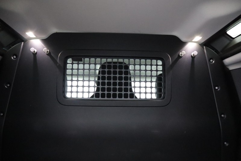 2021 (71) LAND ROVER COMMERCIAL DEFENDER 3.0 D200 Hard Top Auto [3 Seat] 4913580