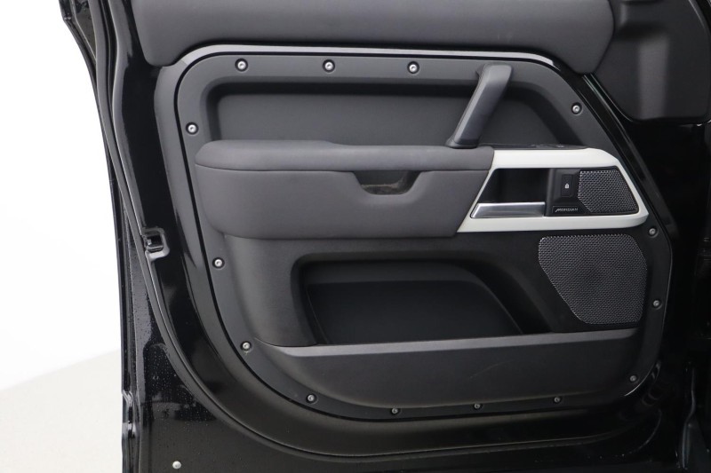 2022 (71) LAND ROVER DEFENDER 3.0 D250 XS Edition 110 5dr Auto 4944854