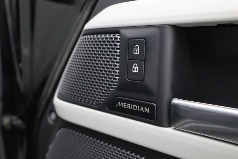 2022 (71) LAND ROVER DEFENDER 3.0 D250 XS Edition 110 5dr Auto 4944861