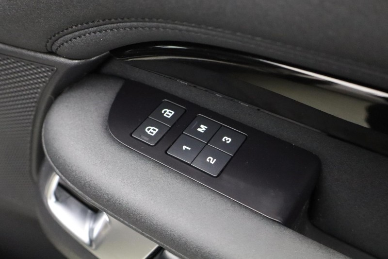 2022 (22) LAND ROVER COMMERCIAL DISCOVERY 3.0 D300 SE Commercial Auto 4944554