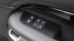 2022 (22) LAND ROVER COMMERCIAL DISCOVERY 3.0 D300 SE Commercial Auto 4944554