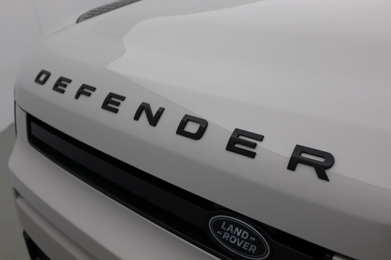 2025 (75) LAND ROVER DEFENDER 3.0 D350 X-Dynamic HSE 110 5dr Auto 4965257