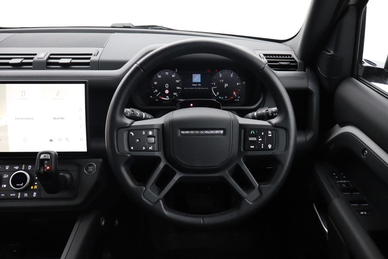 2025 (75) LAND ROVER DEFENDER 3.0 D350 X-Dynamic HSE 110 5dr Auto 4965288