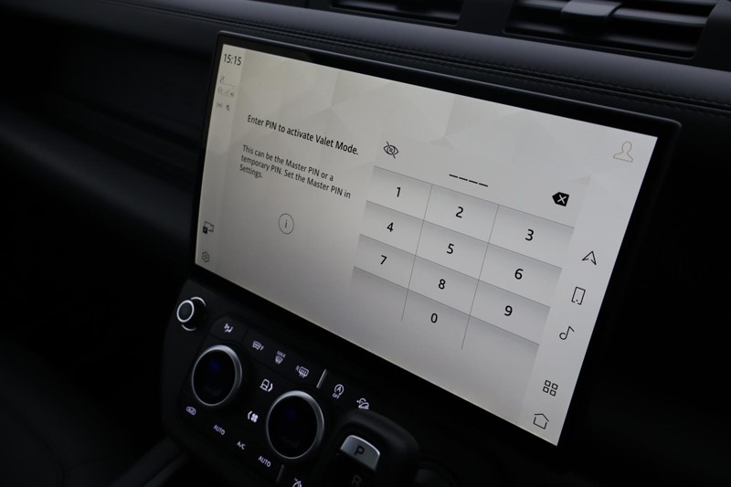 2025 (75) LAND ROVER DEFENDER 3.0 D350 X-Dynamic HSE 110 5dr Auto 4965274