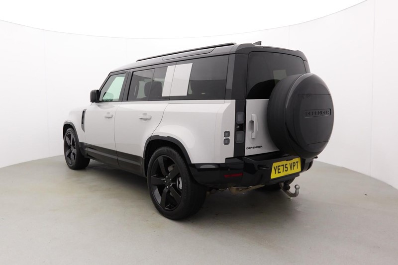 2025 (75) LAND ROVER DEFENDER 3.0 D350 X-Dynamic HSE 110 5dr Auto