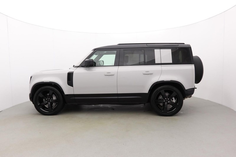 2025 (75) LAND ROVER DEFENDER 3.0 D350 X-Dynamic HSE 110 5dr Auto 4965249