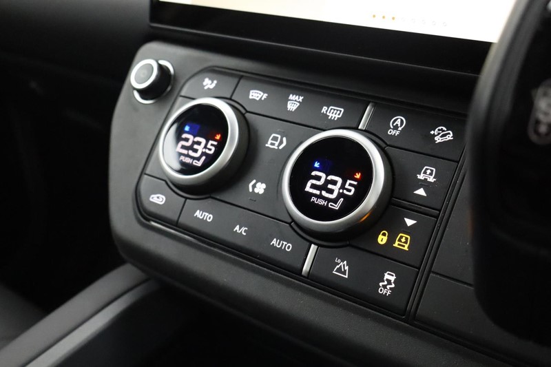 2025 (75) LAND ROVER DEFENDER 3.0 D350 X-Dynamic HSE 110 5dr Auto 4965269