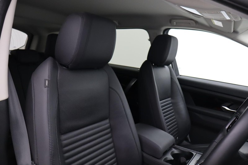 2024 (73) LAND ROVER DISCOVERY SPORT 2.0 D200 S 5dr Auto [5 Seat] 4946192