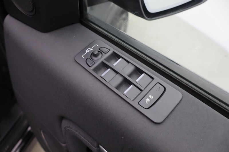 2024 (73) LAND ROVER DISCOVERY SPORT 2.0 D200 S 5dr Auto [5 Seat] 4946194