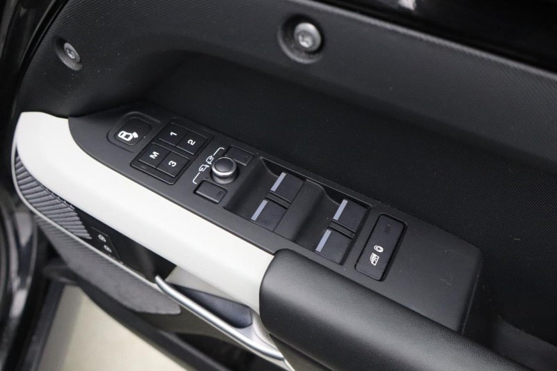 2021 (21) LAND ROVER DEFENDER 3.0 D250 HSE 110 5dr Auto [7 Seat] 4950924