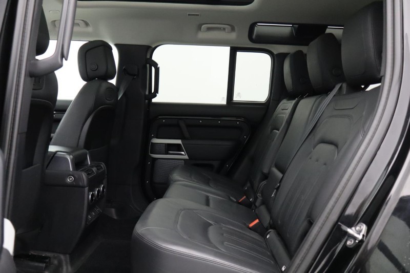 2021 (21) LAND ROVER DEFENDER 3.0 D250 HSE 110 5dr Auto [7 Seat] 4950916