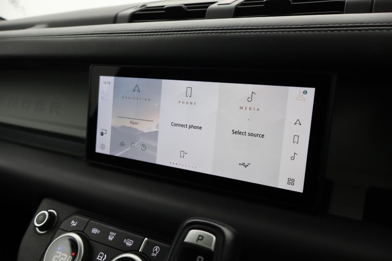 2021 (21) LAND ROVER DEFENDER 3.0 D250 HSE 110 5dr Auto [7 Seat] 4950931