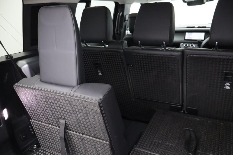 2021 (21) LAND ROVER DEFENDER 3.0 D250 HSE 110 5dr Auto [7 Seat] 4950957