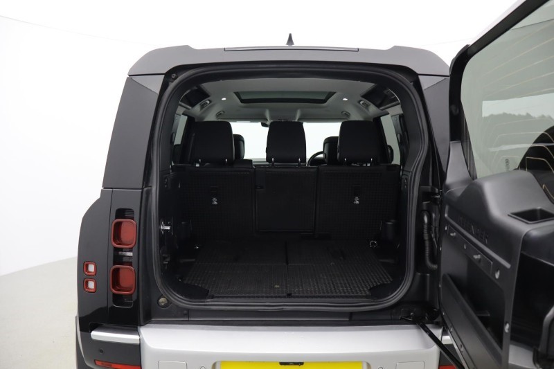 2021 (21) LAND ROVER DEFENDER 3.0 D250 HSE 110 5dr Auto [7 Seat] 4950956