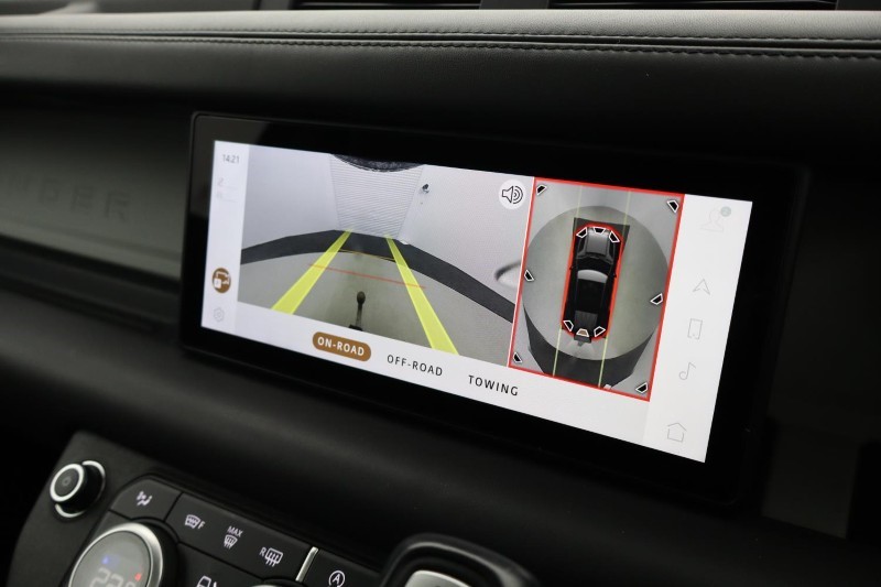 2021 (21) LAND ROVER DEFENDER 3.0 D250 HSE 110 5dr Auto [7 Seat] 4950933