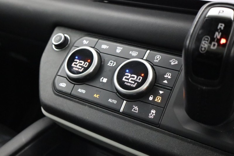 2021 (21) LAND ROVER DEFENDER 3.0 D250 HSE 110 5dr Auto [7 Seat] 4950929