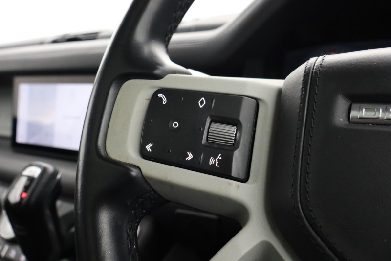2021 (21) LAND ROVER DEFENDER 3.0 D250 HSE 110 5dr Auto [7 Seat] 4950926
