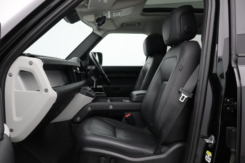 2021 (21) LAND ROVER DEFENDER 3.0 D250 HSE 110 5dr Auto [7 Seat] 4950915