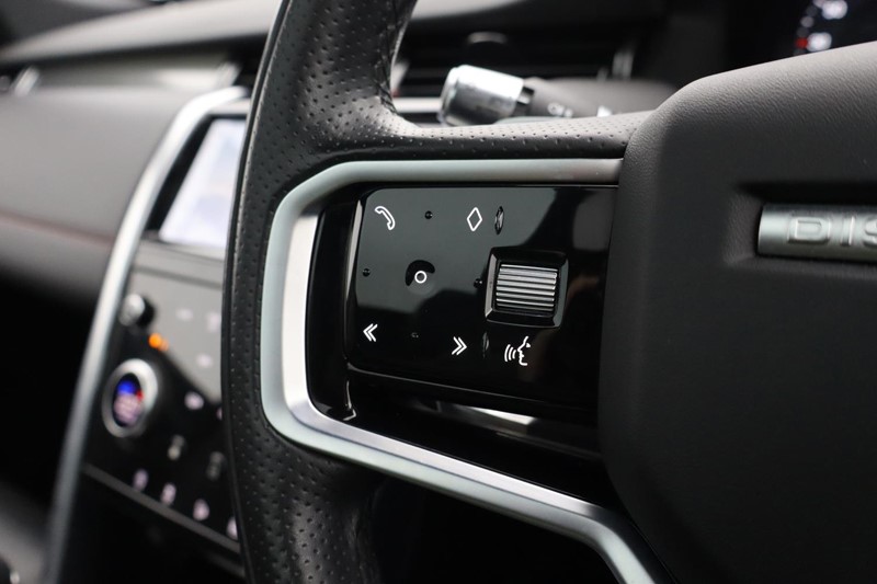 2022 (71) LAND ROVER DISCOVERY SPORT 1.5 P300e R-Dynamic SE 5dr Auto [5 Seat] 4956782