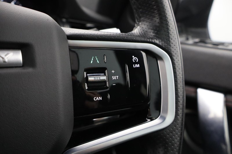 2022 (71) LAND ROVER DISCOVERY SPORT 1.5 P300e R-Dynamic SE 5dr Auto [5 Seat] 4956783