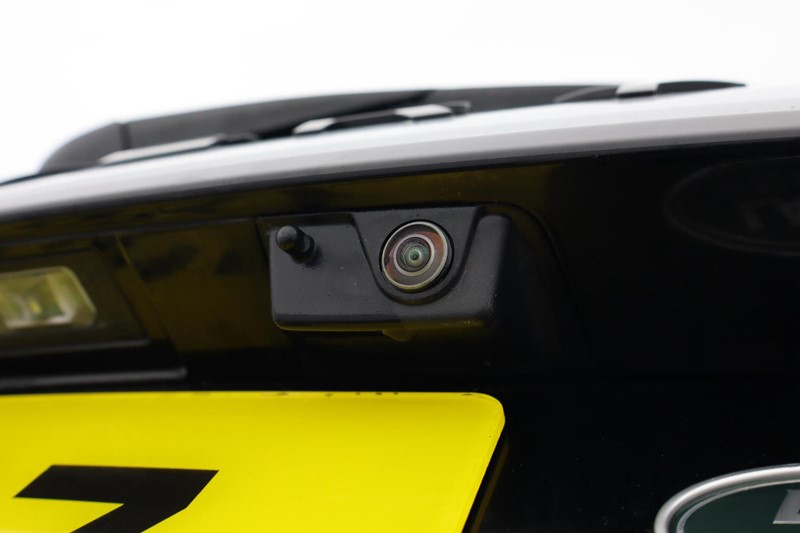 2022 (71) LAND ROVER DISCOVERY SPORT 1.5 P300e R-Dynamic SE 5dr Auto [5 Seat] 4956809