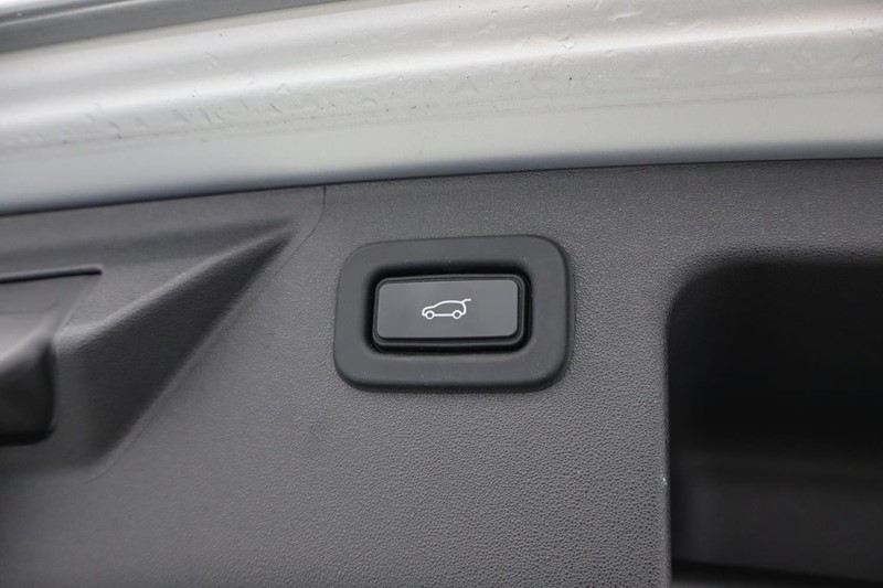 2022 (71) LAND ROVER DISCOVERY SPORT 1.5 P300e R-Dynamic SE 5dr Auto [5 Seat] 4956810