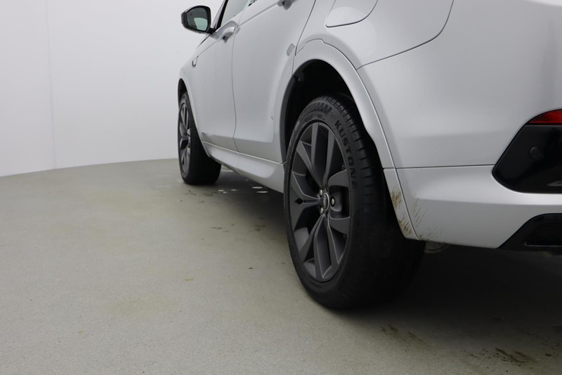 2022 (71) LAND ROVER DISCOVERY SPORT 1.5 P300e R-Dynamic SE 5dr Auto [5 Seat] 4956808