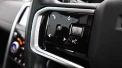 2022 (22) LAND ROVER DISCOVERY SPORT 2.0 D165 R-Dynamic SE 5dr Auto 4949735