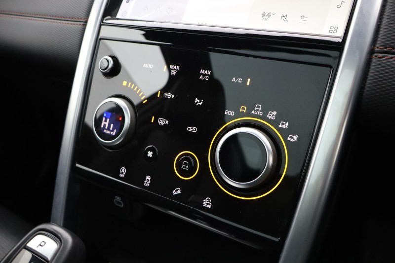 2022 (22) LAND ROVER DISCOVERY SPORT 2.0 D165 R-Dynamic SE 5dr Auto 4949738