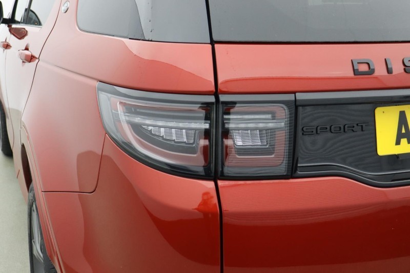 2022 (22) LAND ROVER DISCOVERY SPORT 2.0 D165 R-Dynamic SE 5dr Auto 4949755