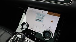 2022 (72) LAND ROVER RANGE ROVER EVOQUE 1.5 P300e R-Dynamic HSE 5dr Auto 4958860