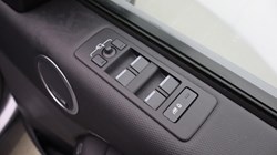 2024 (74) LAND ROVER DISCOVERY 3.0 D350 Dynamic HSE 5dr Auto 4946101
