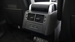 2024 (74) LAND ROVER DISCOVERY 3.0 D350 Dynamic HSE 5dr Auto 4946126