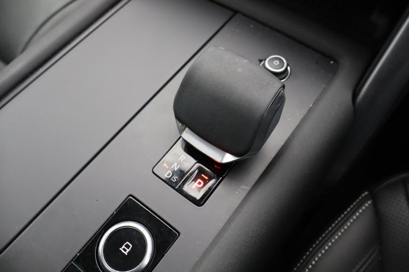 2024 (74) LAND ROVER DISCOVERY 3.0 D350 Dynamic HSE 5dr Auto 4946107