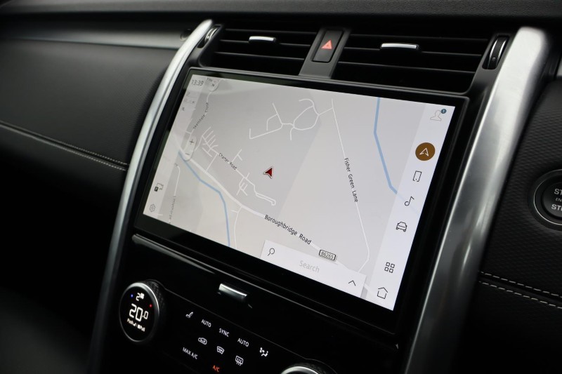 2024 (74) LAND ROVER DISCOVERY 3.0 D350 Dynamic HSE 5dr Auto 4946110