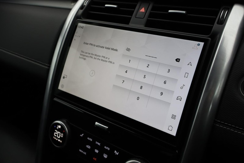 2024 (74) LAND ROVER DISCOVERY 3.0 D350 Dynamic HSE 5dr Auto 4946114