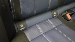 2021 (21) LAND ROVER RANGE ROVER VELAR 3.0 D300 MHEV R-Dynamic S 5dr Auto 4956295