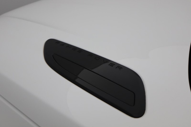 2021 (21) LAND ROVER RANGE ROVER VELAR 3.0 D300 MHEV R-Dynamic S 5dr Auto 4956274