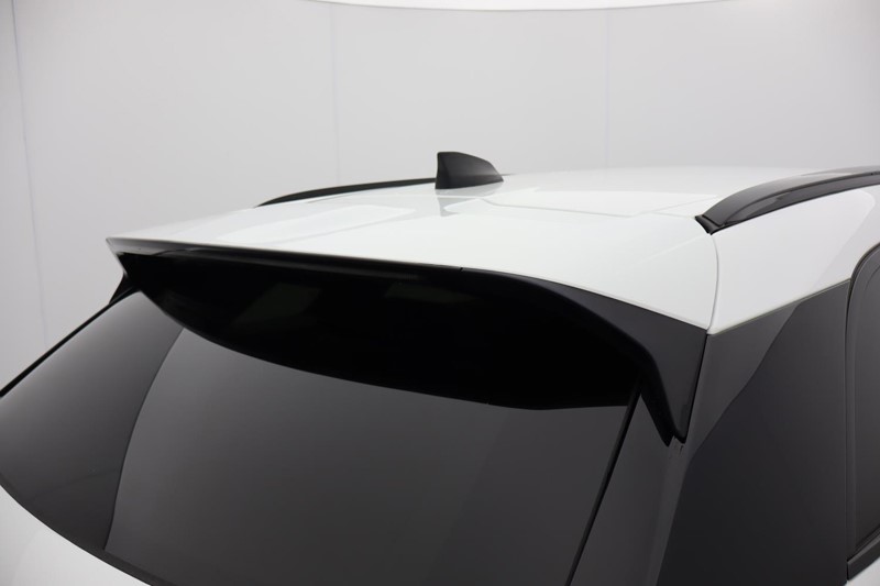 2021 (21) LAND ROVER RANGE ROVER VELAR 3.0 D300 MHEV R-Dynamic S 5dr Auto 4956301